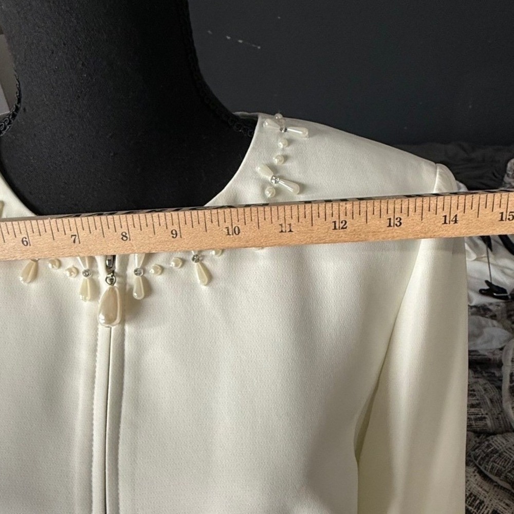 Tahari Arthur S Levine 2 Pc Skirt Suit Ivory Pearl Beaded NWT Womens 12 - Picture 16 of 16